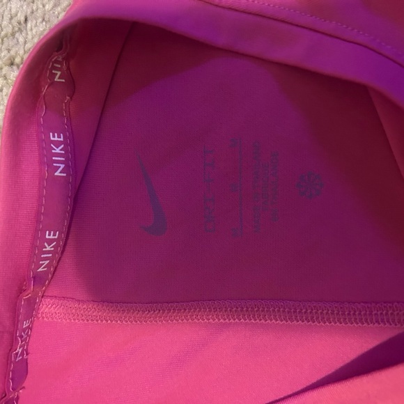 Nike Dri-FIT Magenta Activewear Set - Picture 2 of 4